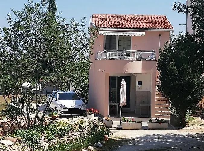 Defranceski Apartment