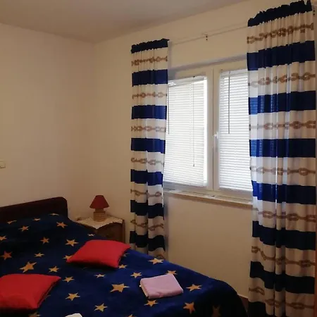 Defranceski Apartment *