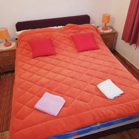 Apartment Defranceski